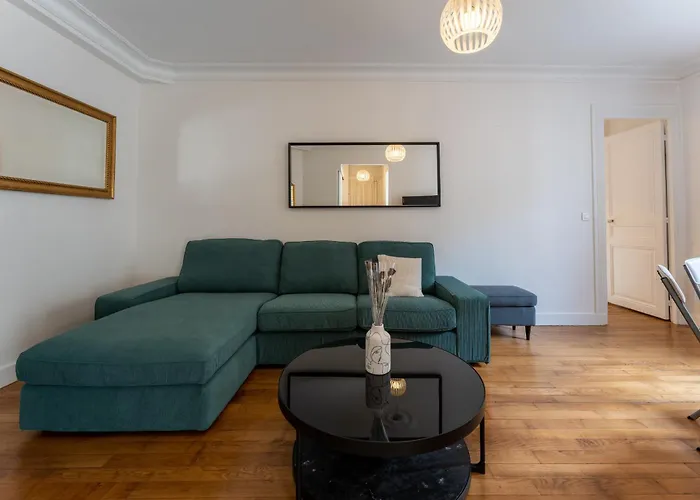 Appartement De Luxe Champs Elysees Neuf